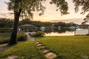 9 N Sunset Blvd, Gulf Breeze, FL 32561 - Photo 72