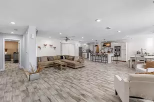 1308 E Hatton St, Pensacola, FL 32503 - Photo 14