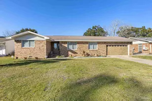1308 E Hatton St, Pensacola, FL 32503 - Photo 2