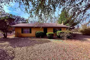 3228 Gainer Rd, Chipley, FL 32428 - Photo 2