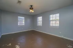 3259 Fresno Ave, Pensacola, FL 32526 - Photo 6