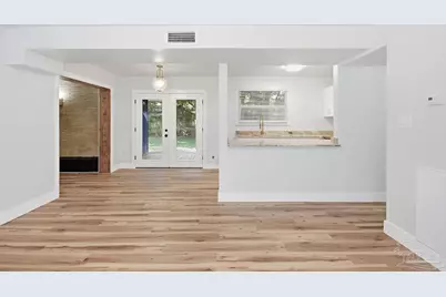 522 S Edgewood Cir, Pensacola, FL 32506 - Photo 2