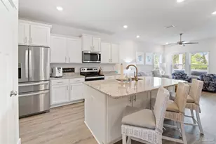 14354 Gardenglen Dr, Pensacola, FL 32507 - Photo 10