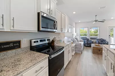 14354 Gardenglen Dr, Pensacola, FL 32507 - Photo 12