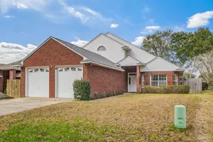 3031 Oak Pointe Dr, Pensacola, FL 32505 - Photo 2