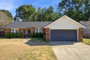 908 Valley Ridge Dr, Pensacola, FL 32514 - Photo 1