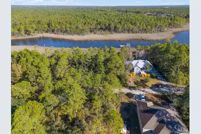 5599 Del Rey Dr, Milton, FL 32583 - Photo 2