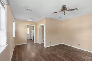 1920 N Spring St, Pensacola, FL 32501 - Photo 14