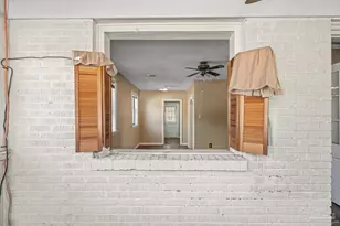 1920 N Spring St, Pensacola, FL 32501 - Photo 8