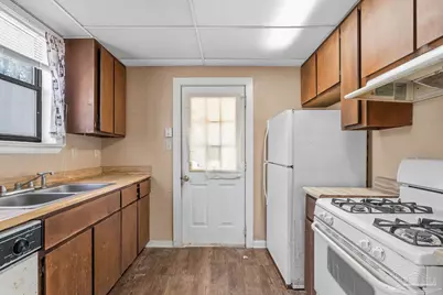 1920 N Spring St, Pensacola, FL 32501 - Photo 16