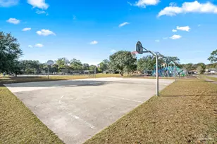 1920 N Spring St, Pensacola, FL 32501 - Photo 36