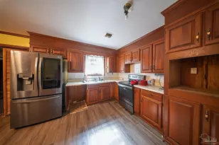 2031 Broyhill Ln, Pensacola, FL 32526 - Photo 8