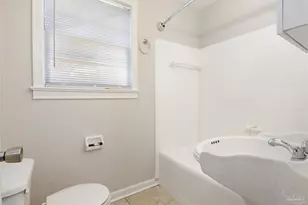 5527 Lynwood Rd, Pensacola, FL 32506 - Photo 14