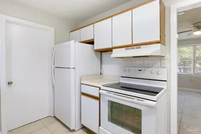 5527 Lynwood Rd, Pensacola, FL 32506 - Photo 10