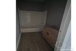 1001 Bremen Ave, Pensacola, FL 32507 - Photo 12