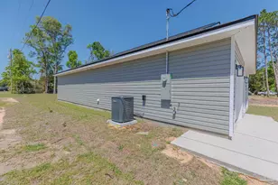 1001 Bremen Ave, Pensacola, FL 32507 - Photo 12