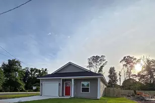 1001 Bremen Ave, Pensacola, FL 32507 - Photo 4