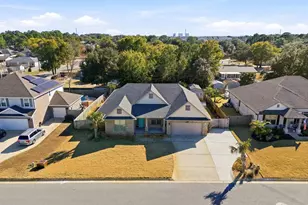 3589 Pelican Bay Cir, Gulf Breeze, FL 32563 - Photo 52