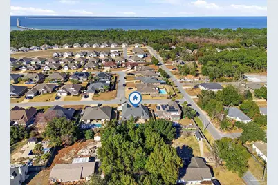 3589 Pelican Bay Cir, Gulf Breeze, FL 32563 - Photo 54