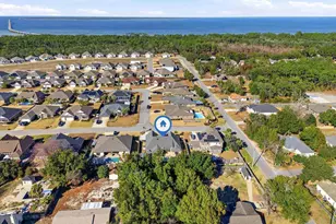 3589 Pelican Bay Cir, Gulf Breeze, FL 32563 - Photo 54