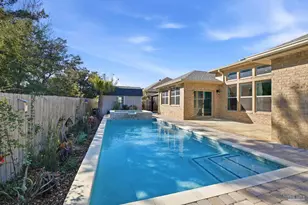 3589 Pelican Bay Cir, Gulf Breeze, FL 32563 - Photo 48