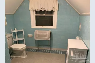 1300 E Mallory St, Pensacola, FL 32503 - Photo 6