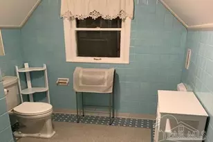 1300 E Mallory St, Pensacola, FL 32503 - Photo 6