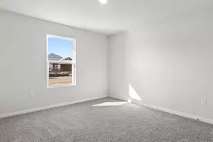 5876 Pelagic Dr, Milton, FL 32583 - Photo 10