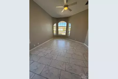 1100 Willowood Cir, Gulf Breeze, FL 32563 - Photo 4