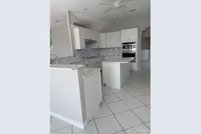 1100 Willowood Cir, Gulf Breeze, FL 32563 - Photo 10