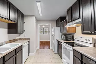 6804 Dixon St, Milton, FL 32570 - Photo 10