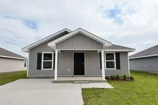 6497 Firefly Dr, Milton, FL 32583 - Photo 1