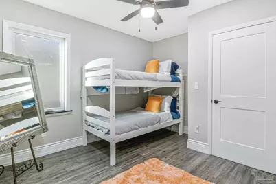 714 Bayshore Dr, Pensacola, FL 32507 - Photo 32