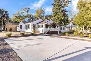 714 Bayshore Dr, Pensacola, FL 32507 - Photo 10