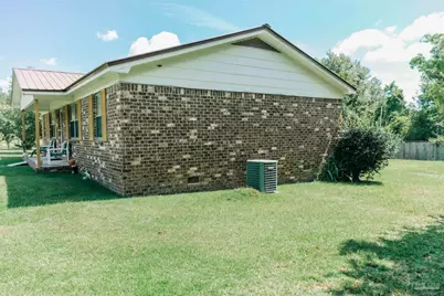 7569 Pine Meadows Loop, Milton, FL 32571 - Photo 4