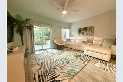 2735 Bay Club Dr, Navarre, FL 32566 - Photo 10