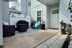 2735 Bay Club Dr, Navarre, FL 32566 - Photo 2