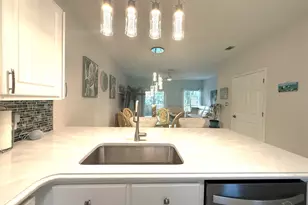 2735 Bay Club Dr, Navarre, FL 32566 - Photo 8