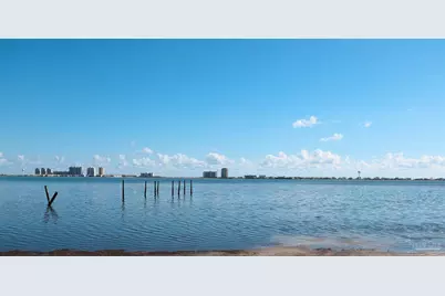 1798 Thresher Dr, Navarre, FL 32566 - Photo 36