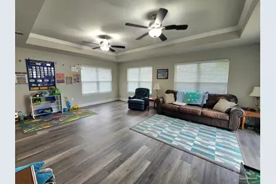 5210 Elk Hunter Dr, Milton, FL 32570 - Photo 10