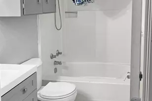 923 Bremen Ave, Pensacola, FL 32502 - Photo 16