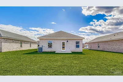 8158 Fox Hunt Dr, Milton, FL 32583 - Photo 4