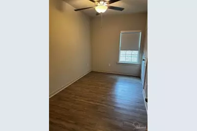 102 S G St, Pensacola, FL 32502 - Photo 10