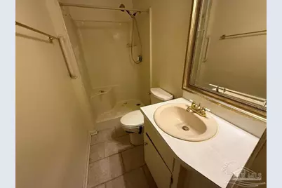 6413 Meadow Field Cir, Pensacola, FL 32526 - Photo 10