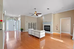 3377 Crestview Ln, Gulf Breeze, FL 32563 - Photo 8