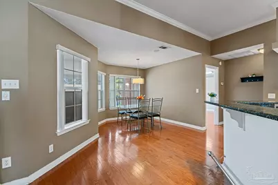 3377 Crestview Ln, Gulf Breeze, FL 32563 - Photo 14