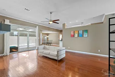 3377 Crestview Ln, Gulf Breeze, FL 32563 - Photo 10