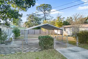 1100 W Zarragossa St, Pensacola, FL 32502 - Photo 6