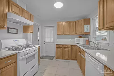 1100 W Zarragossa St, Pensacola, FL 32502 - Photo 14