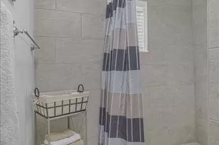 1100 W Zarragossa St, Pensacola, FL 32502 - Photo 18